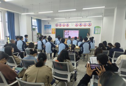 江蘇聯(lián)合職業(yè)技術(shù)學(xué)院2024春學(xué)期《中國(guó)特色社會(huì)主義》集體備課活動(dòng)在泗陽(yáng)中專舉行