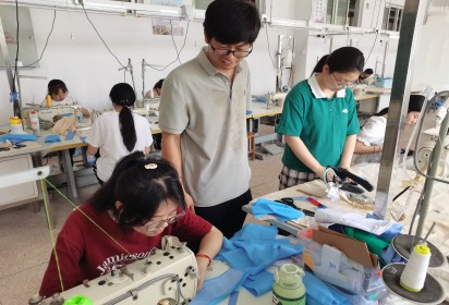 智慧教研提實效 聚焦課堂共發(fā)展——宿遷市紡織服裝教科研活動在泗陽中專開展