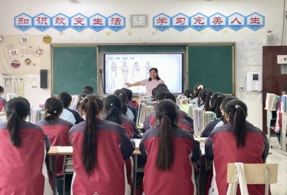 智慧教研提實效 聚焦課堂共發(fā)展——宿遷市紡織服裝教科研活動在泗陽中專開展