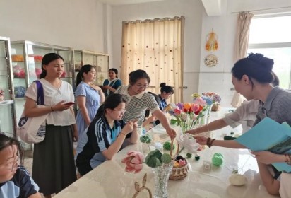 智慧教研提實效 聚焦課堂共發(fā)展——宿遷市紡織服裝教科研活動在泗陽中專開展