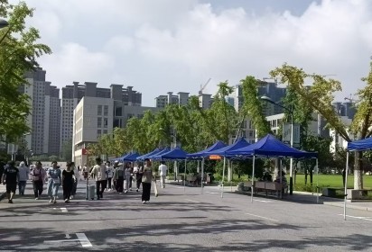 滿“新”歡喜遇見(jiàn)你！泗陽(yáng)中專喜迎2024級(jí)新生報(bào)到