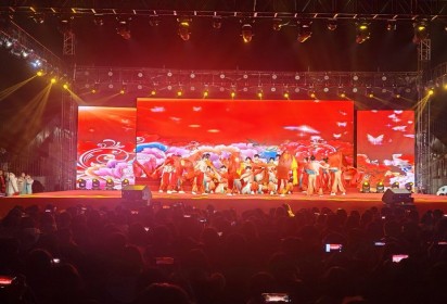 心合越山海 揚(yáng)帆啟新程 ——泗陽(yáng)中專2025年元旦文藝匯演