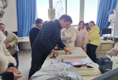 江蘇蘇美達紡織工貿(mào)有限公司泗陽創(chuàng)佳分公司在泗陽中專舉辦校園專場招聘會