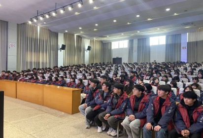 泗陽中專：啟思匠藝，育見未來，思想教育引領學生成長