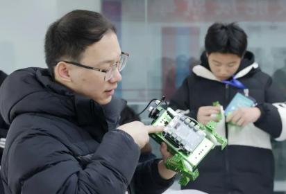 “江蘇工匠”順利舉行