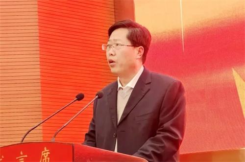 凝心聚力  勵(lì)志篤行