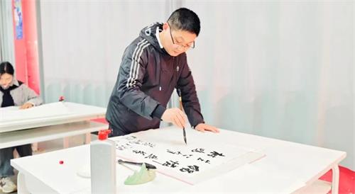 詩書潤心 翰墨飄香——沭陽中專舉行“崗位練兵、提升素養(yǎng)、展示風(fēng)采”書法比賽