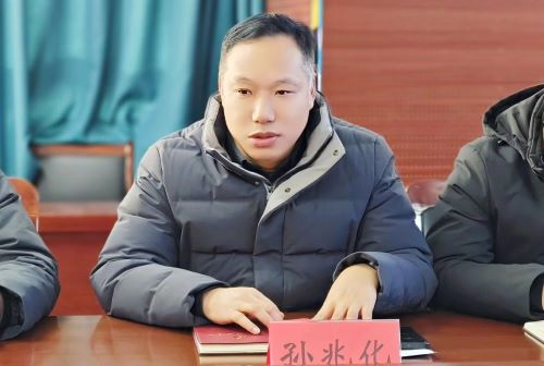 沭陽中專舉行新教師座談會(huì)