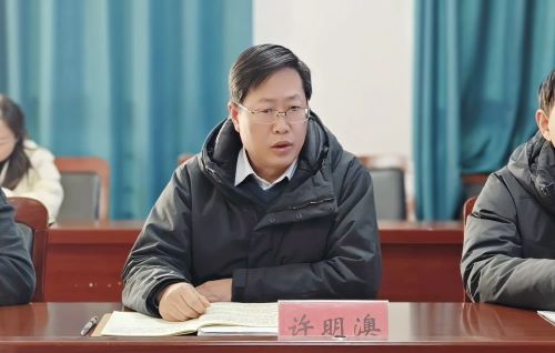 沭陽中專舉行新教師座談會(huì)
