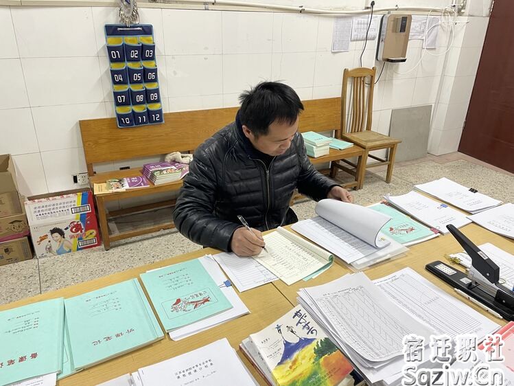 教學業(yè)務常規(guī)檢查，促進教師共同成長 ——泗陽中專開展教學業(yè)務檢查活動