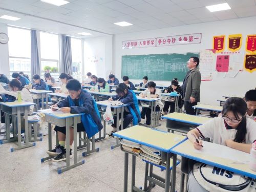 沭陽中專：精心精細(xì)組織縣一模考試