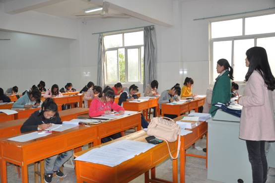 泗陽中等專業(yè)學(xué)校舉行新學(xué)期學(xué)生專業(yè)技能月賽