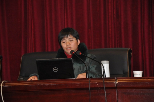 泗陽中等專業(yè)學校邀請專家對教師進行教研科研培訓(xùn)