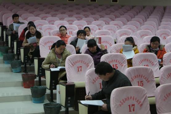 市職業(yè)教育教科研語(yǔ)文中心組教研活動(dòng)在泗洪中專(zhuān)舉行