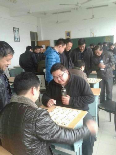 泗陽中專舉行男教職工象棋比賽